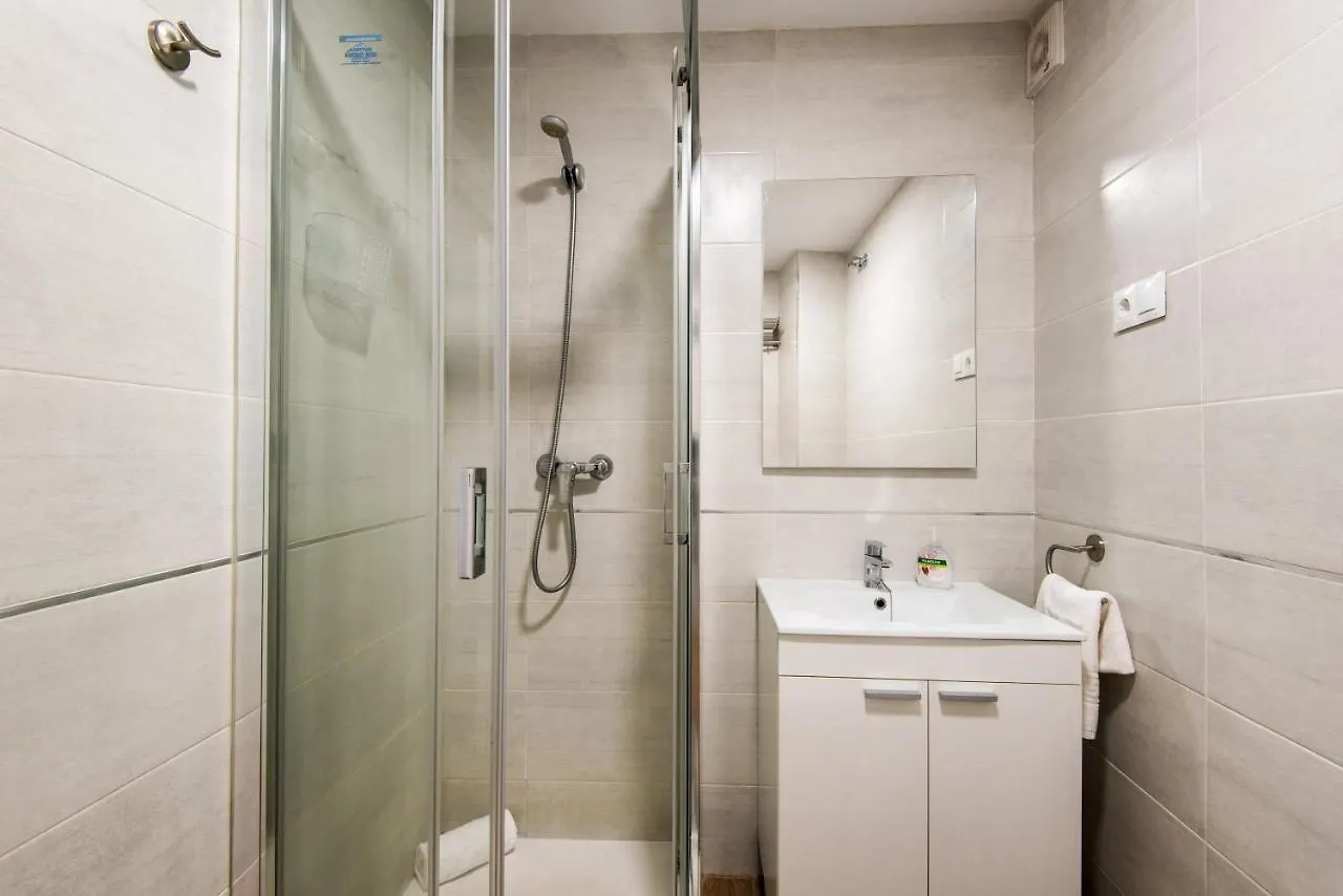 Picasso Center Apartment مالقة